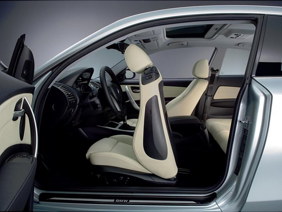  BMW 120i 3-Door 2007 года  (фото 8 из 70)